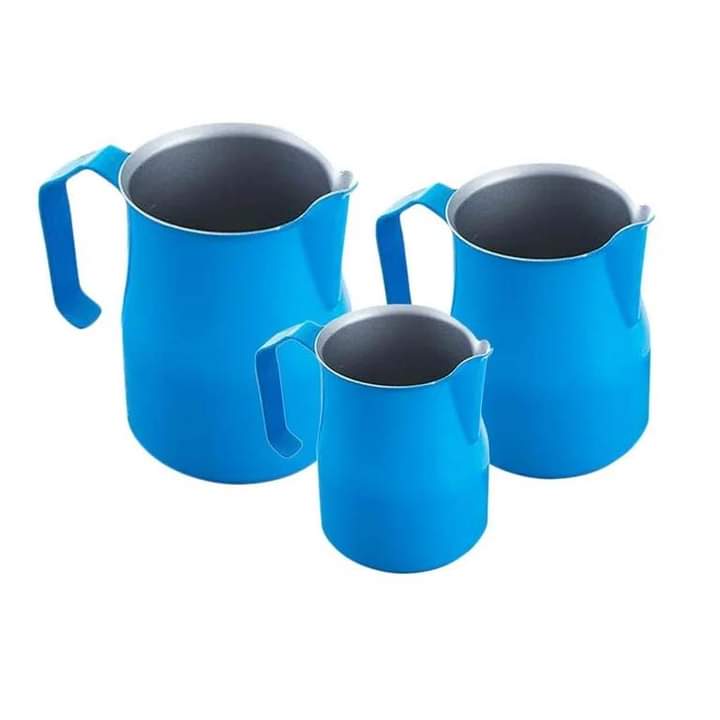 Motta Light Blue Carafe Sizes